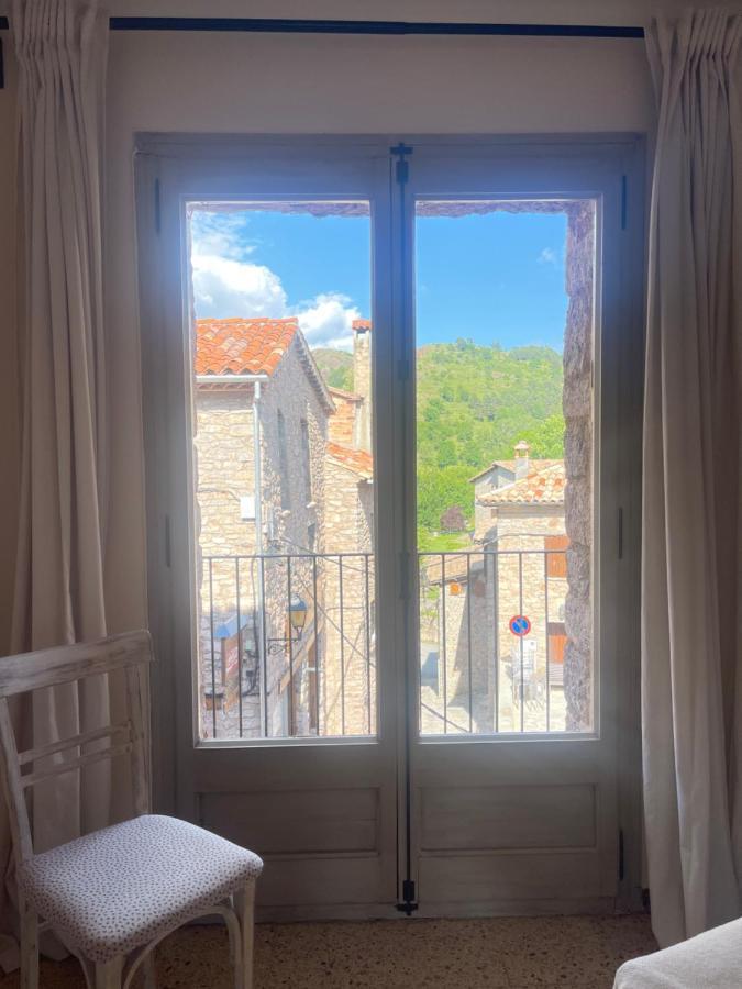 Fonda Peremiquel Hotel กัสเตยา-เด-นุก ภายนอก รูปภาพ